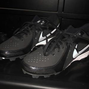 Nike MVP Keystone cleats